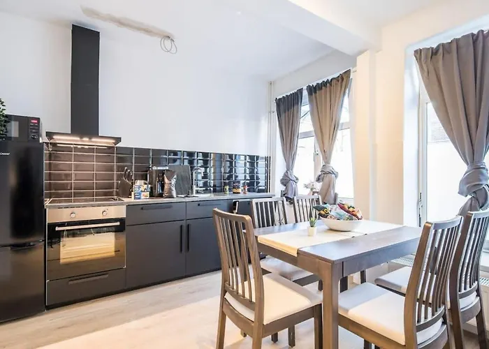 Cosy 2-Room Apartment In Urban Location Hamburg